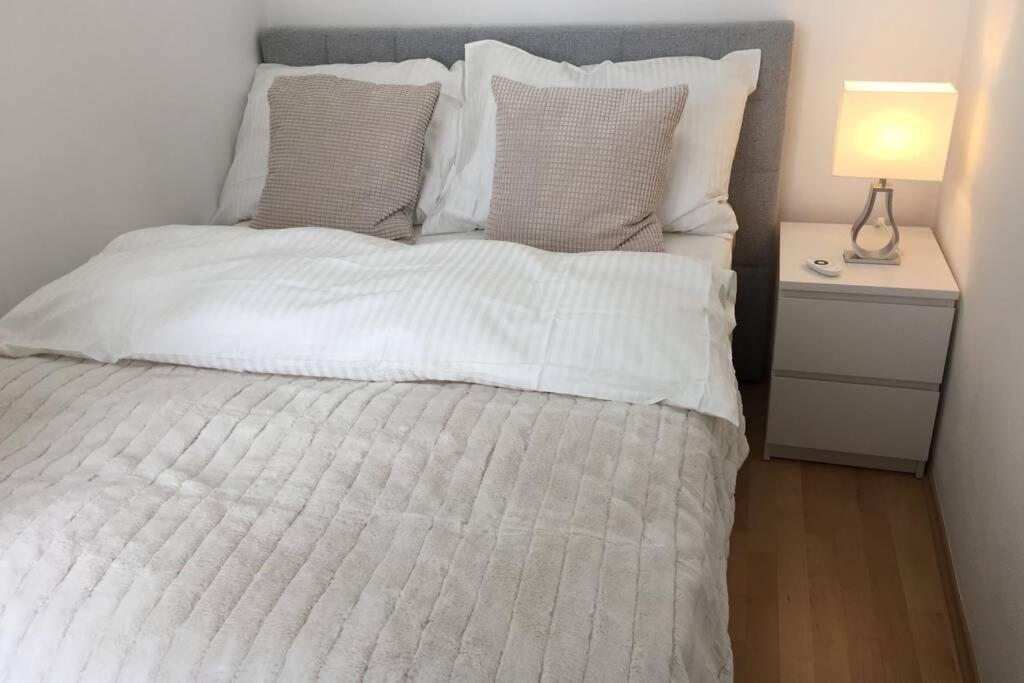 וינה New Cozy Apartment, Top Location, 12 Min To Center מראה חיצוני תמונה