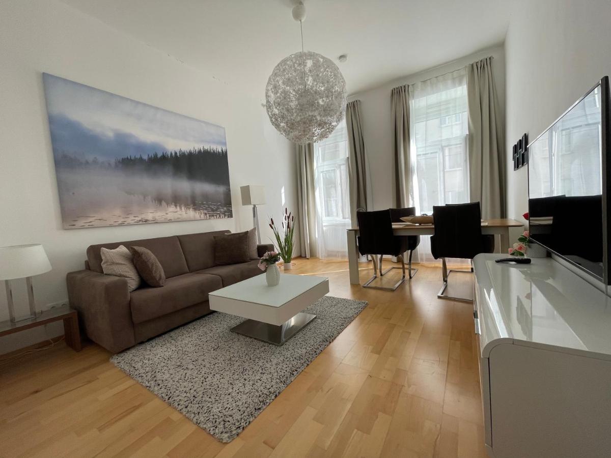 וינה New Cozy Apartment, Top Location, 12 Min To Center מראה חיצוני תמונה